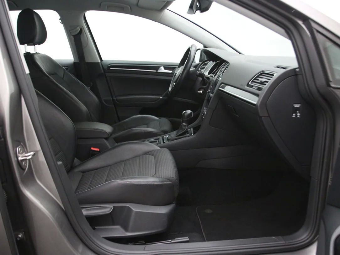 Volkswagen Golf | 13