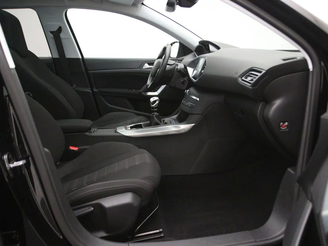 Peugeot 308 | 13