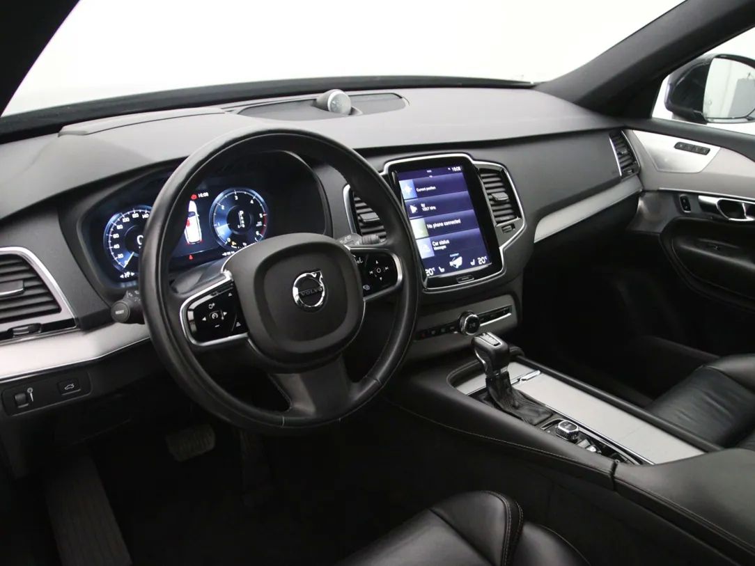 Volvo XC90 | 16