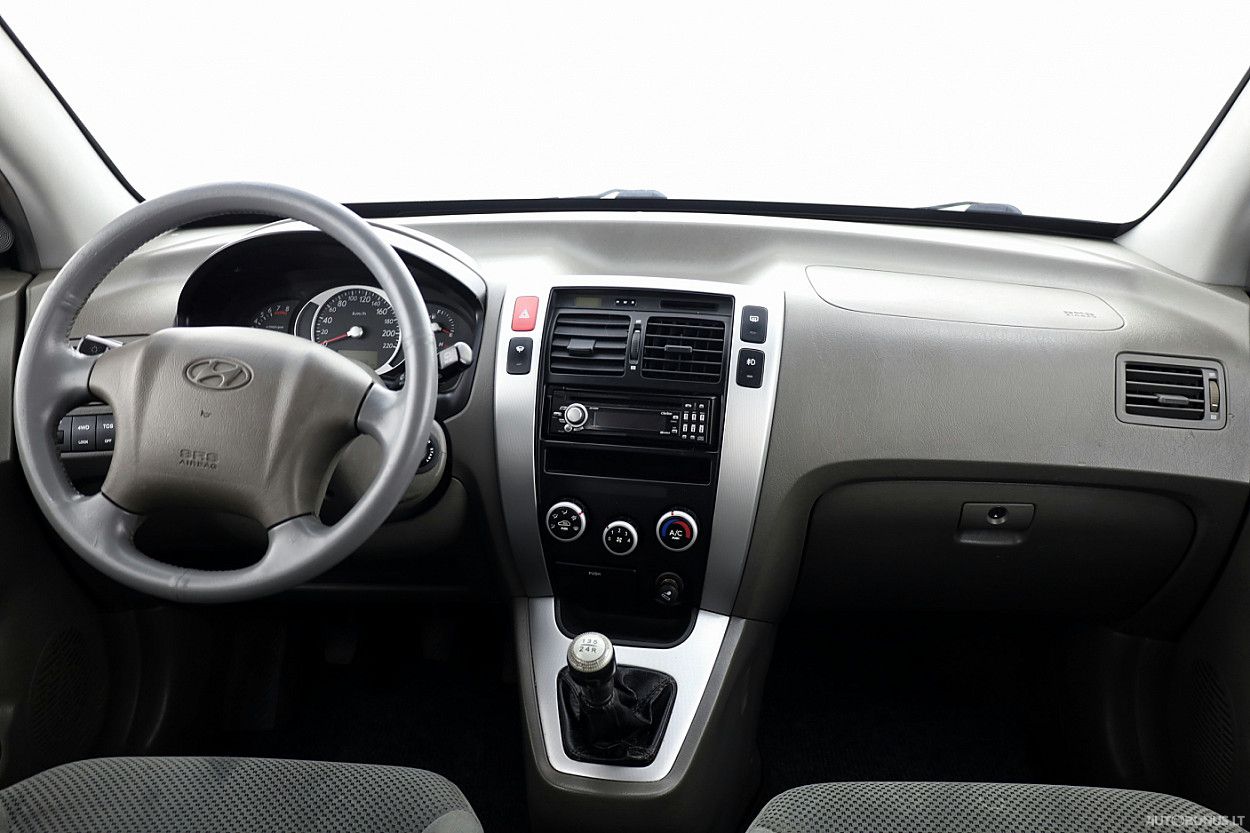 Hyundai Tucson | 4