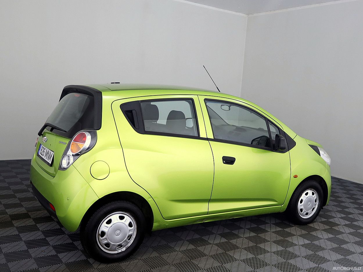 Chevrolet Spark | 2