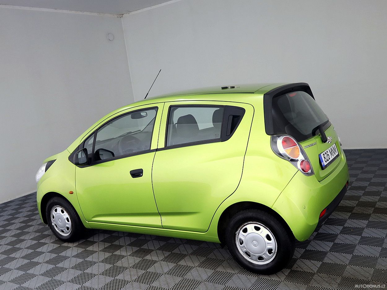 Chevrolet Spark | 3