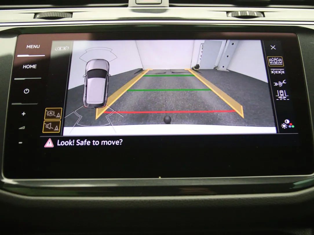 Volkswagen Tiguan | 24