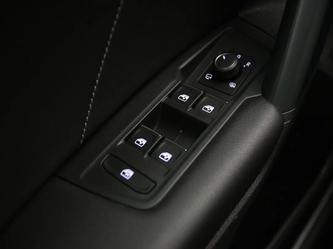 Volkswagen Tiguan | 25