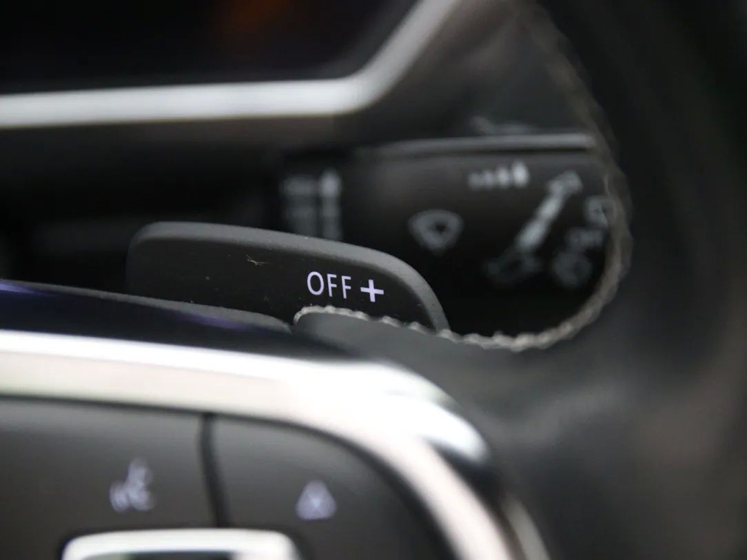 Volkswagen Tiguan | 32