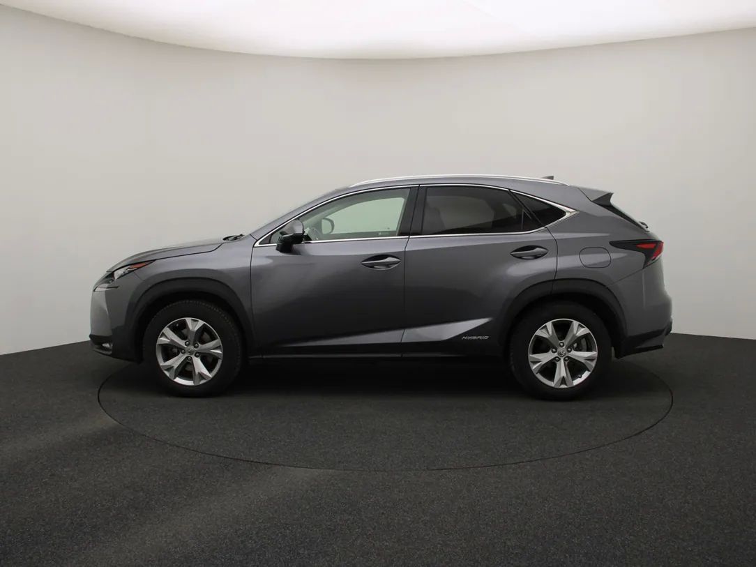 Lexus NX 300h | 5