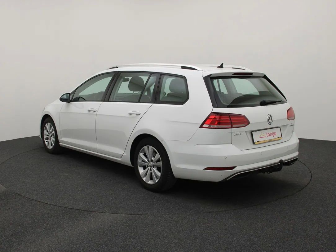 Volkswagen Golf | 6