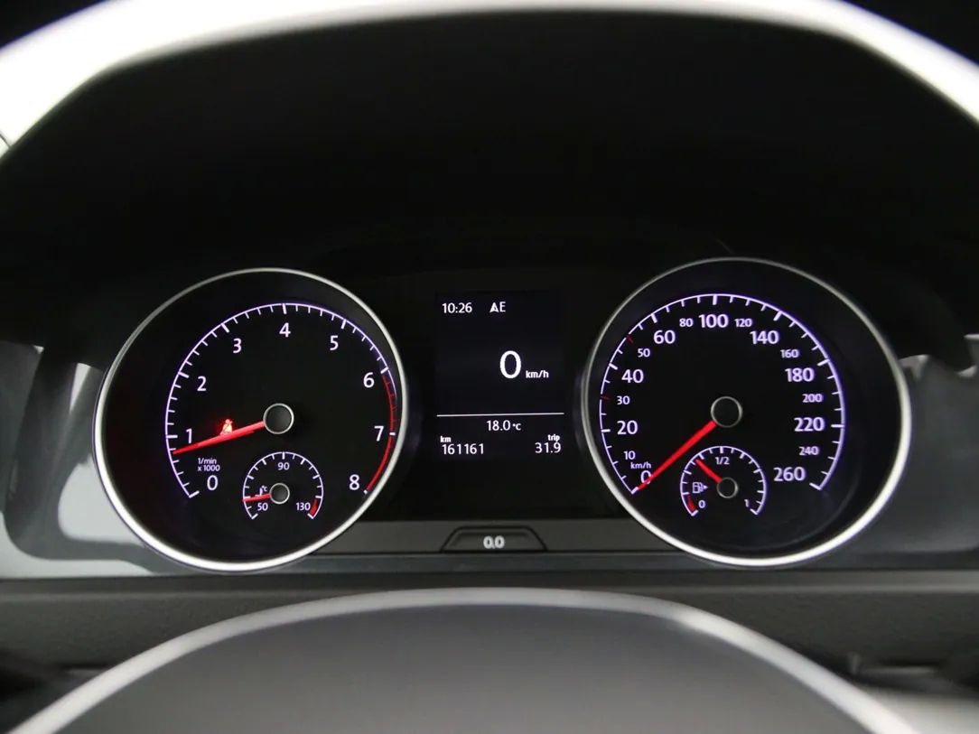 Volkswagen Golf | 18