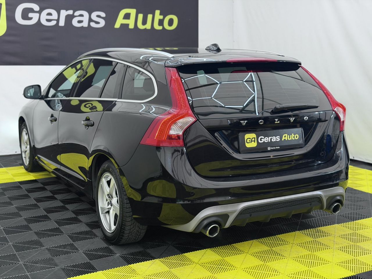 Volvo V60 | 5