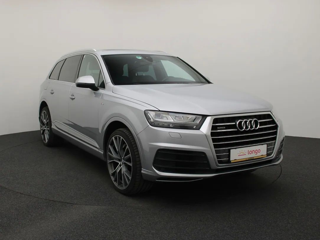Audi Q7 | 9