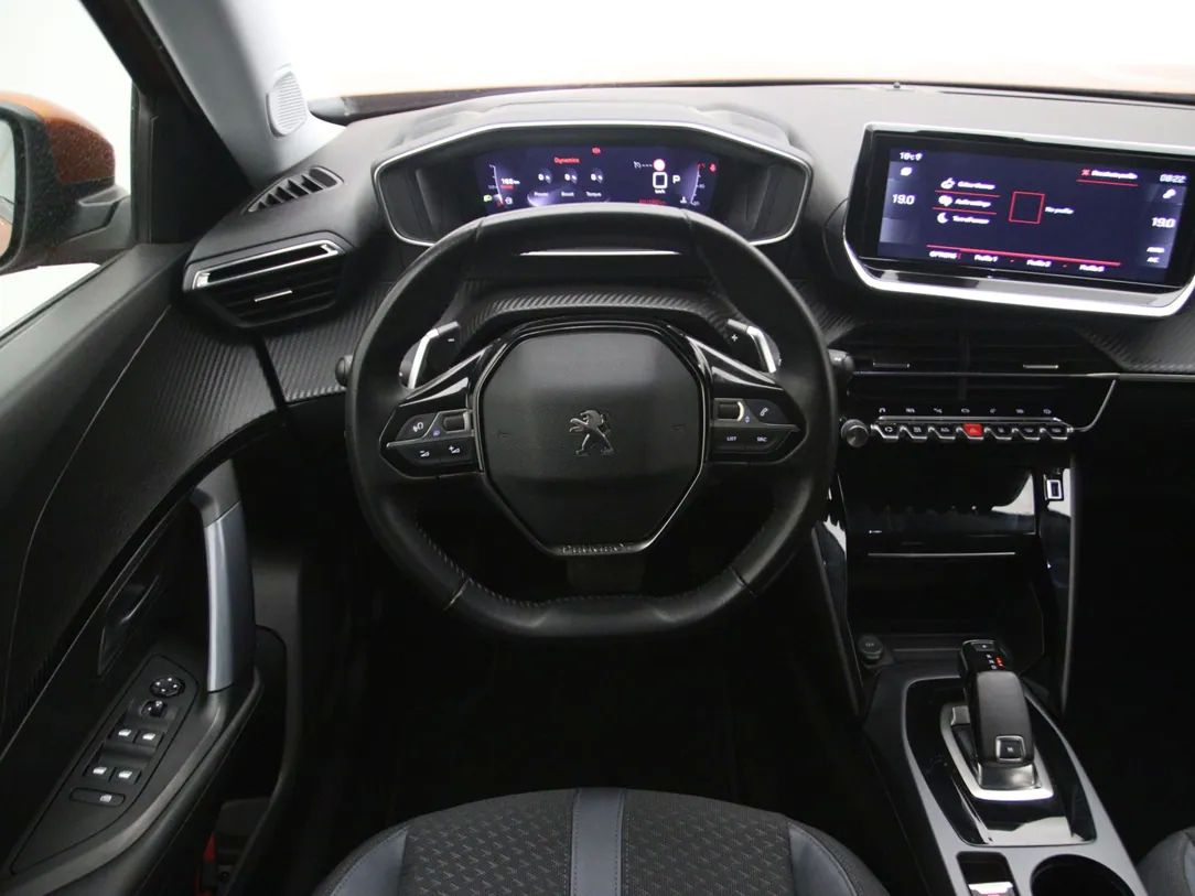 Peugeot 2008 | 16