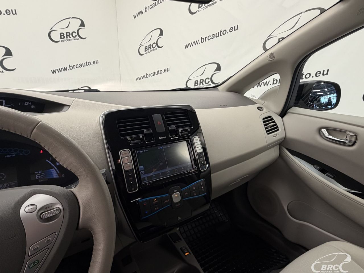 Nissan Leaf | 28
