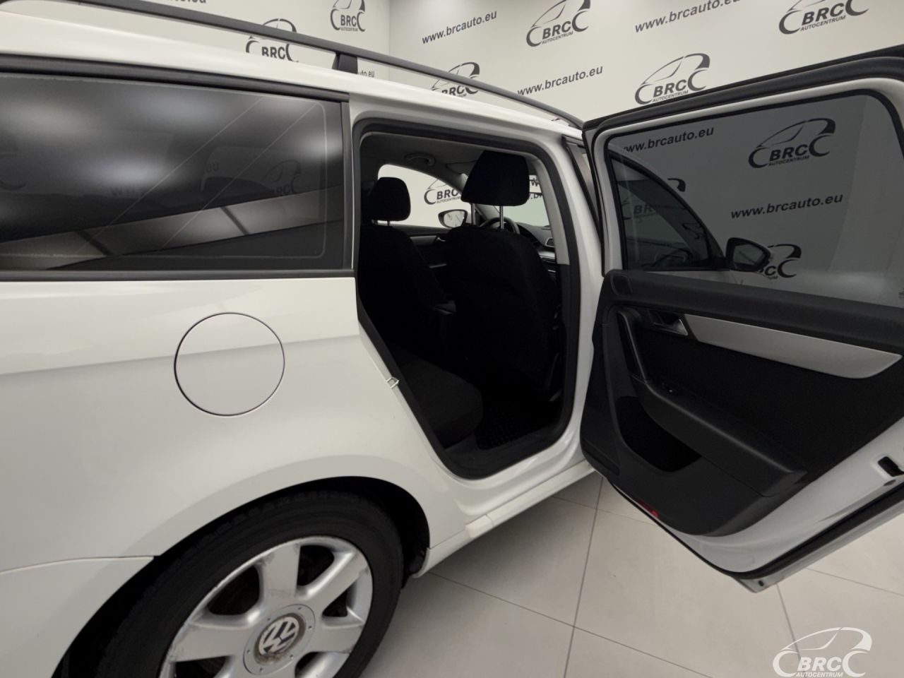 Volkswagen Passat | 11