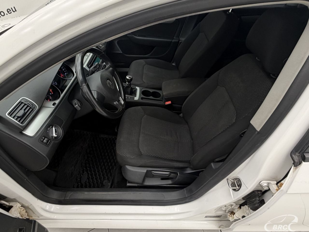 Volkswagen Passat | 34