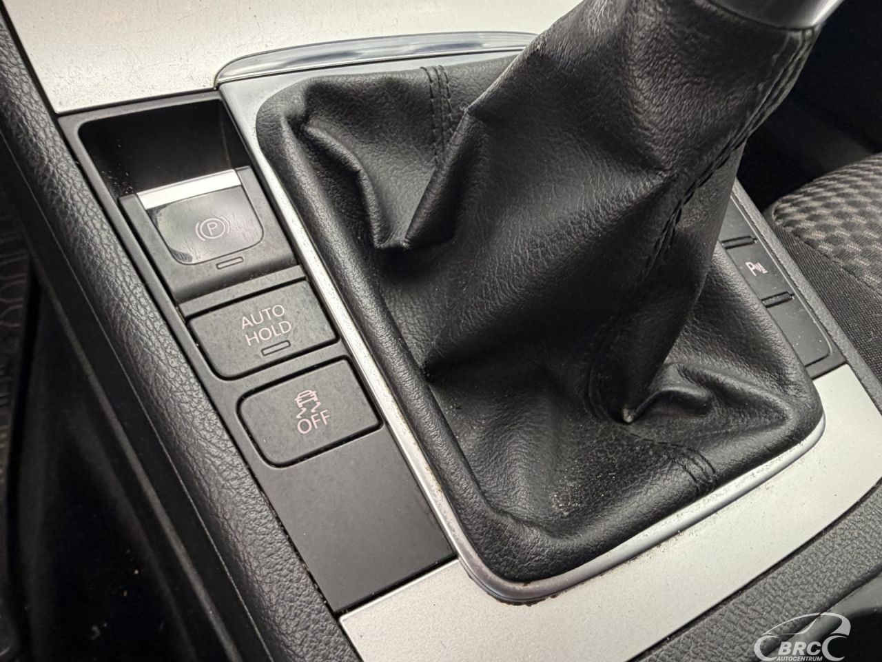 Volkswagen Passat | 37