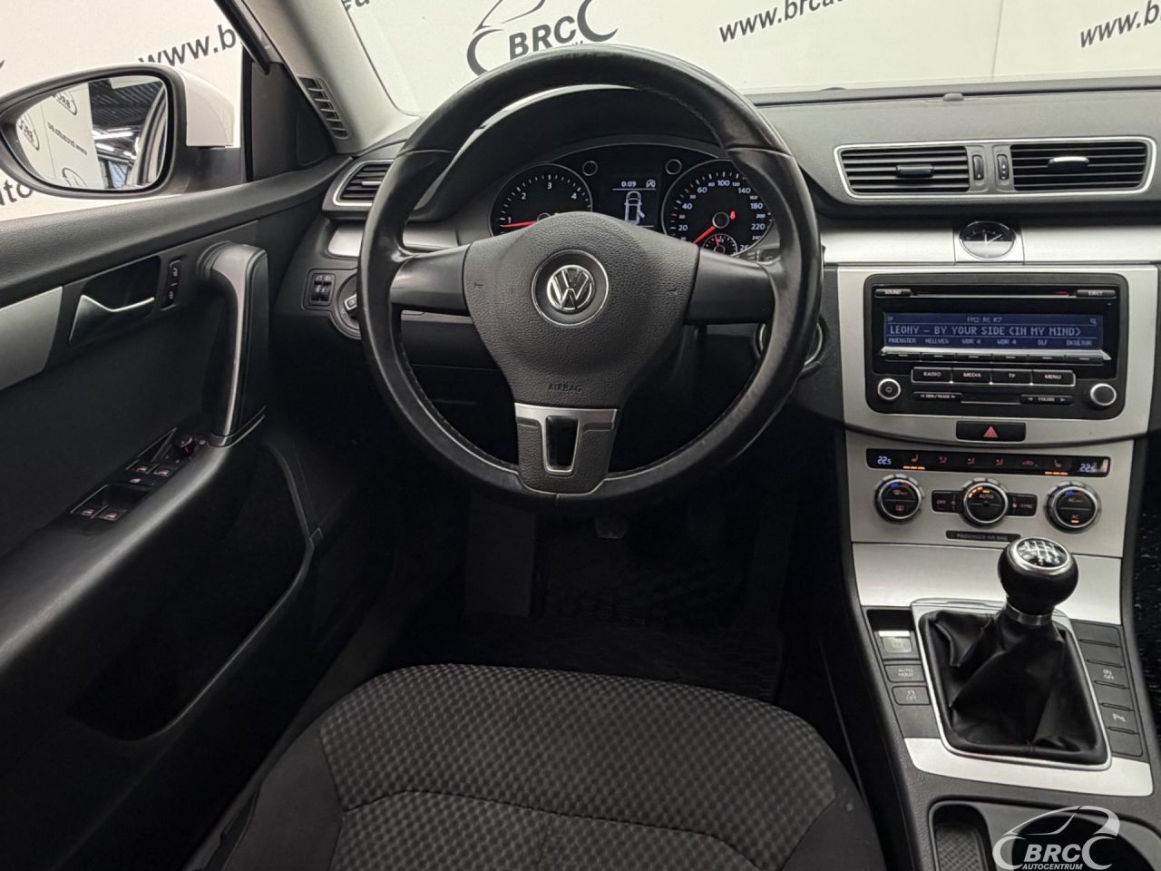 Volkswagen Passat | 9