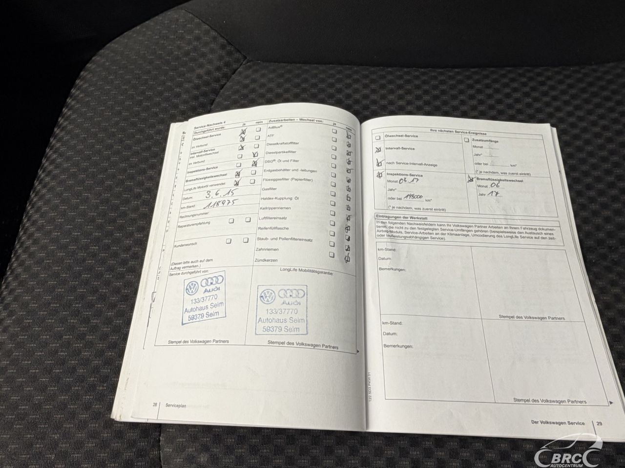 Volkswagen Passat | 27