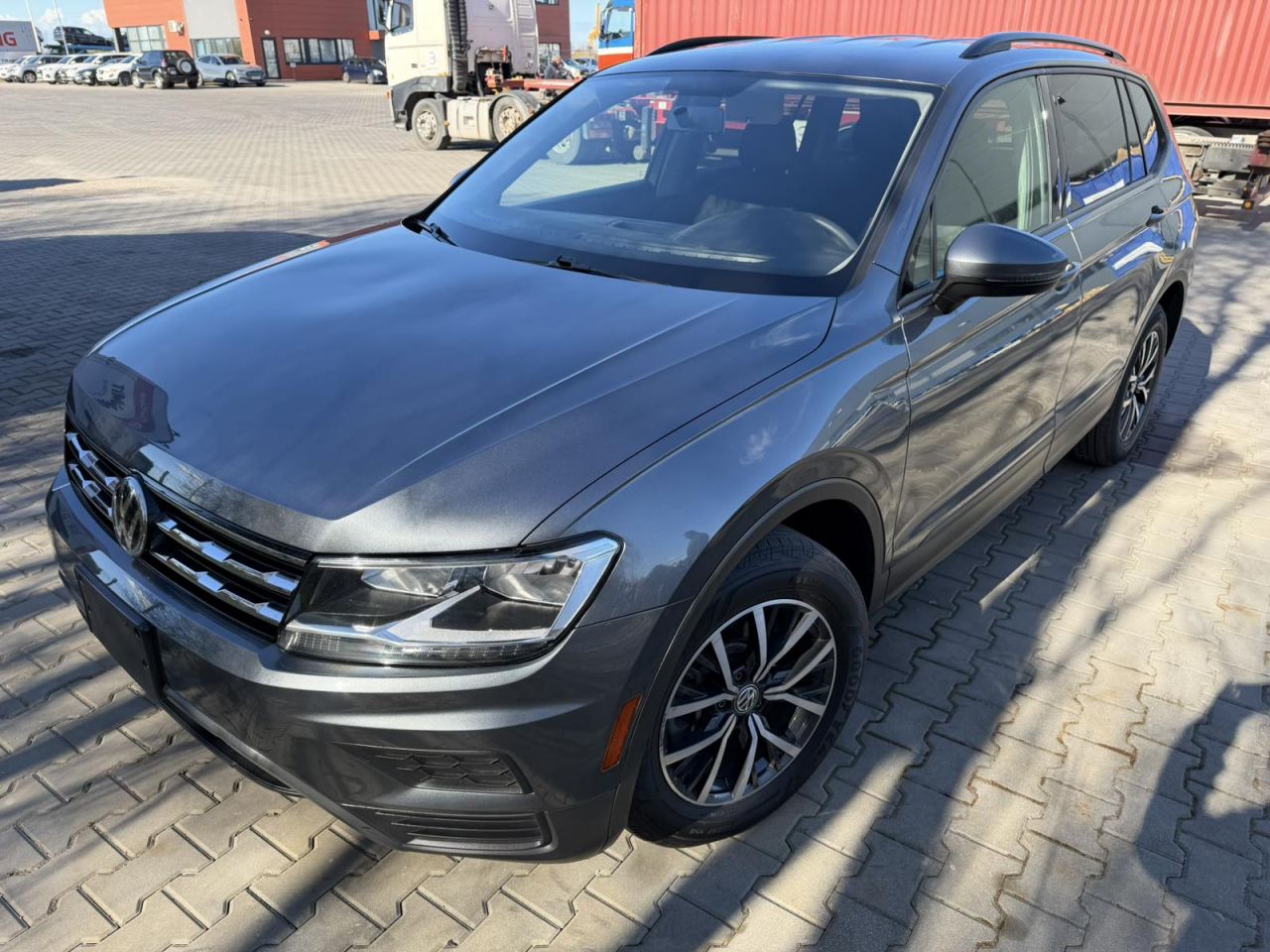 Volkswagen Tiguan | 3