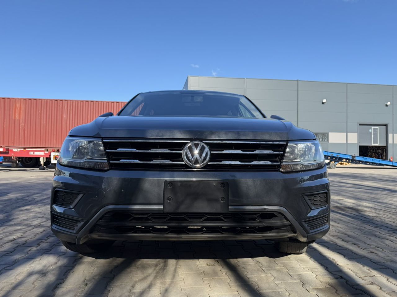 Volkswagen Tiguan | 1