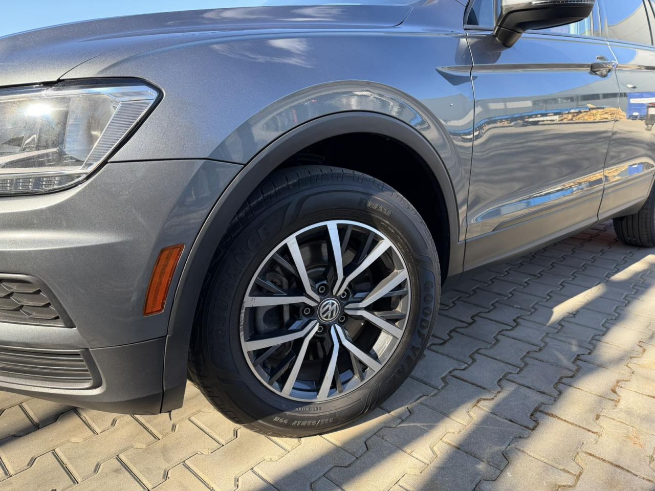 Volkswagen Tiguan | 10