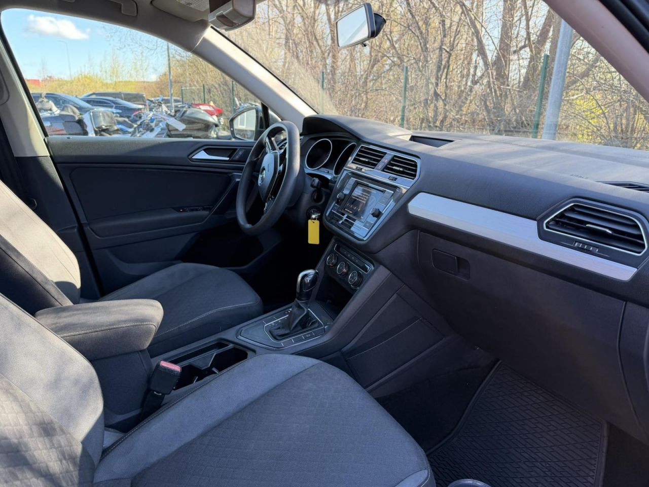 Volkswagen Tiguan | 15