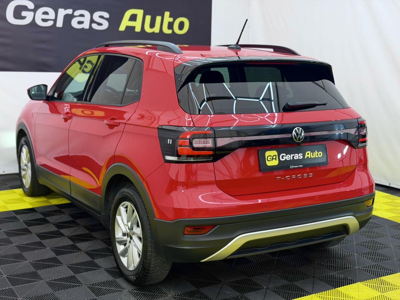 Volkswagen T-Cross | 5