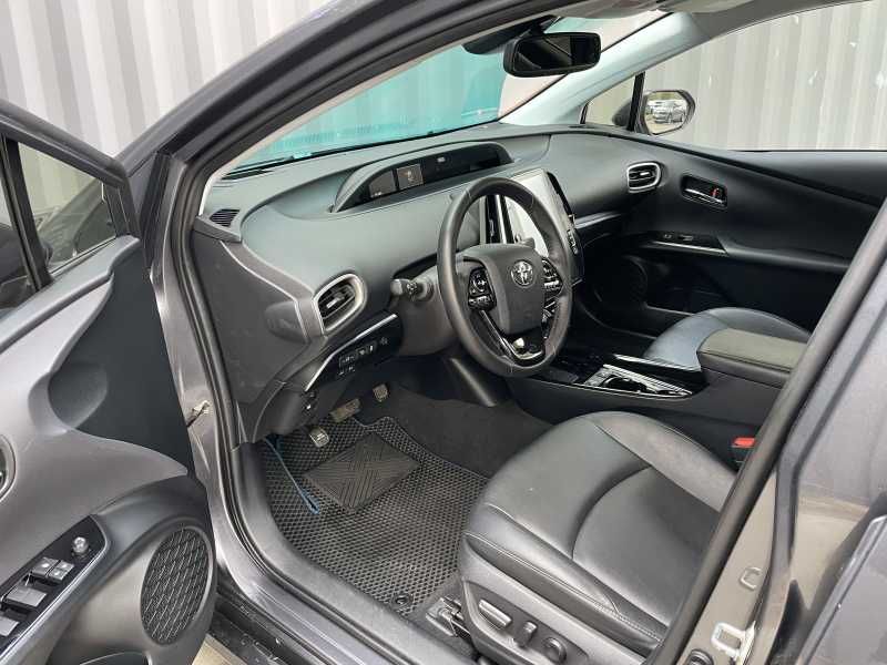 Toyota Prius | 9