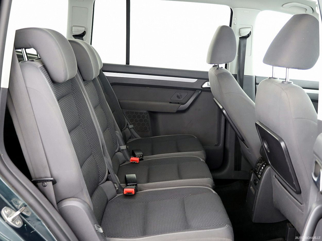 Volkswagen Touran | 6