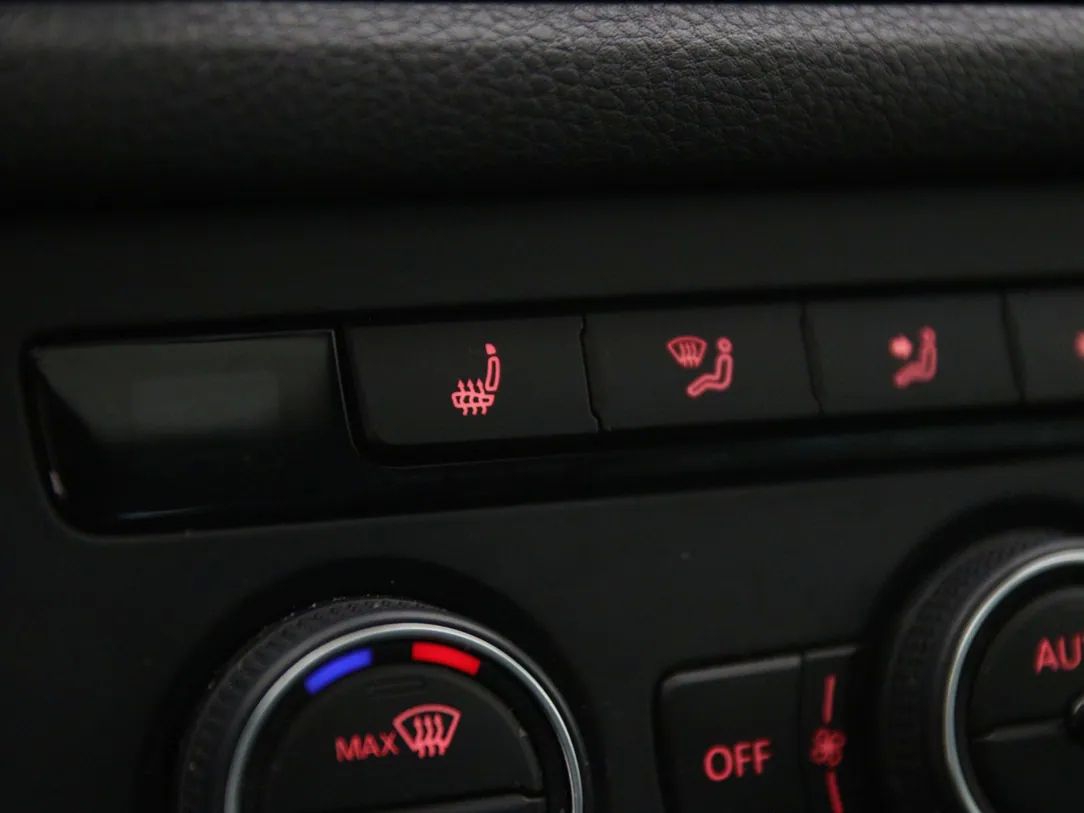 Volkswagen Tiguan | 27