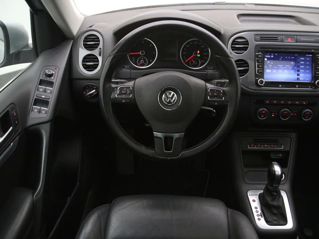 Volkswagen Tiguan | 16
