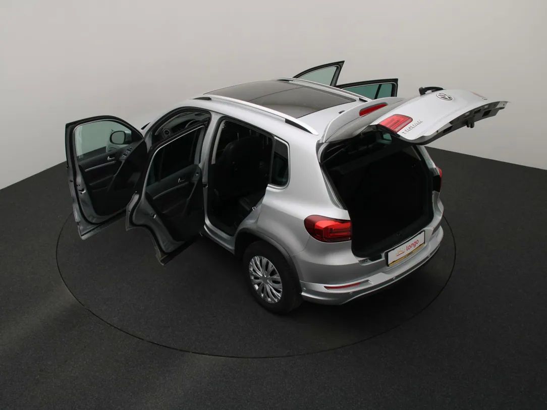 Volkswagen Tiguan | 12