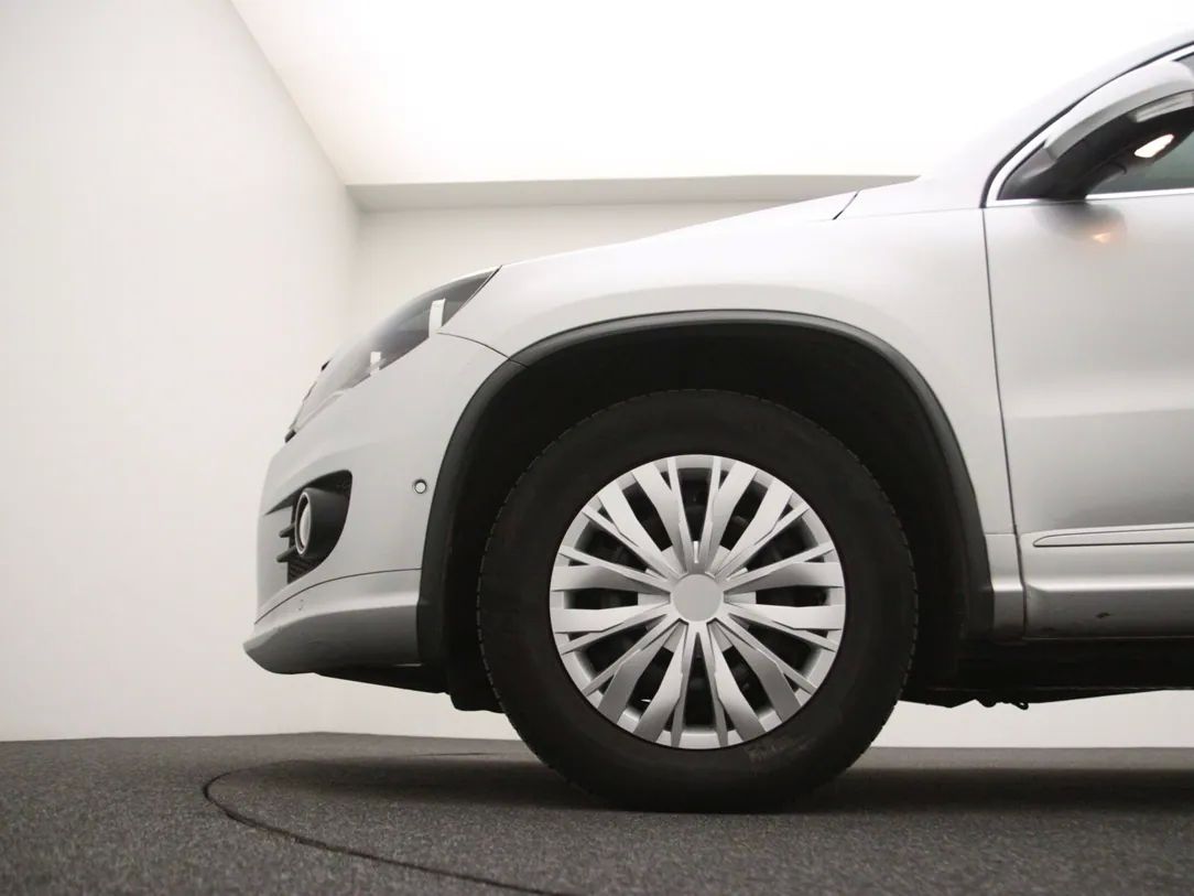 Volkswagen Tiguan | 26