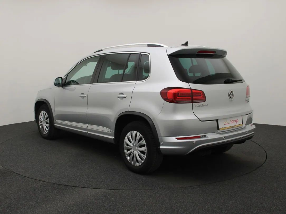 Volkswagen Tiguan | 6