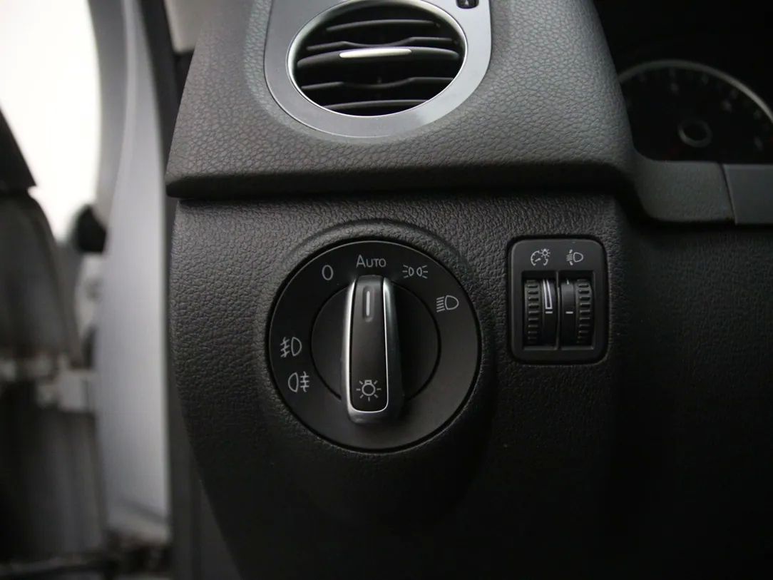 Volkswagen Tiguan | 25