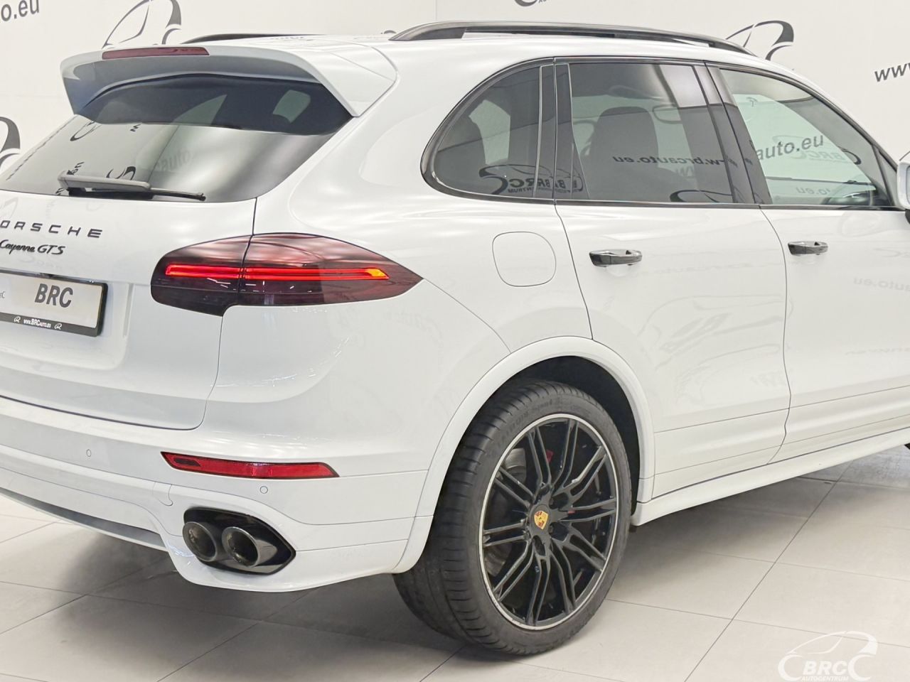 Porsche Cayenne | 1