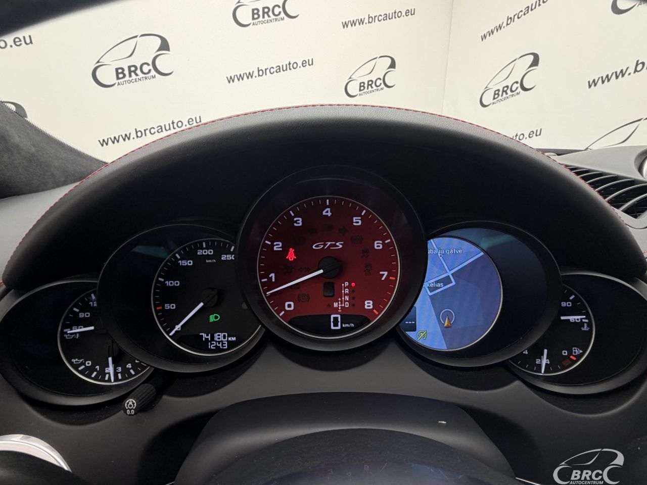 Porsche Cayenne | 34