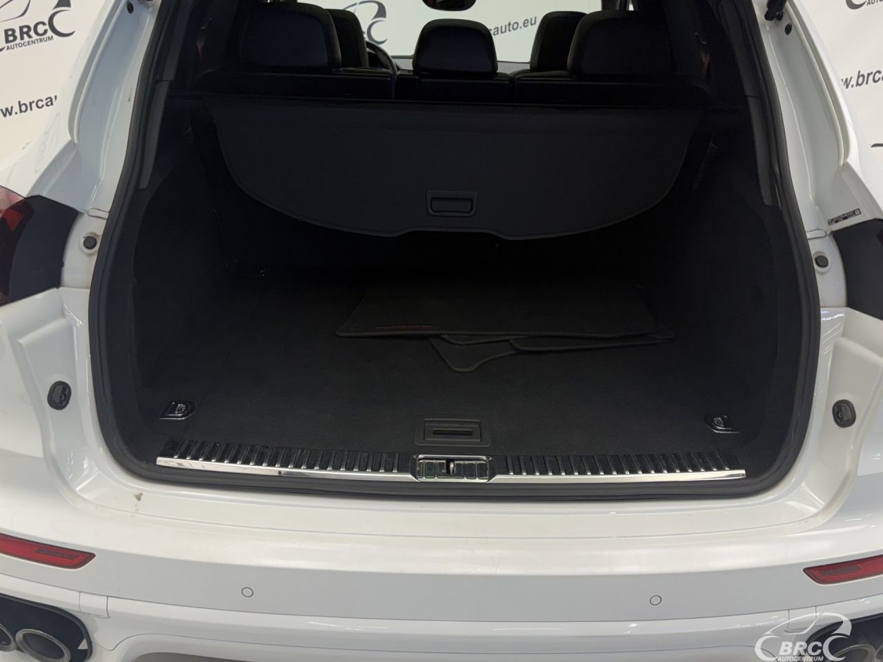 Porsche Cayenne | 47