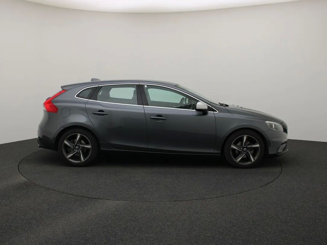 Volvo V40 | 8