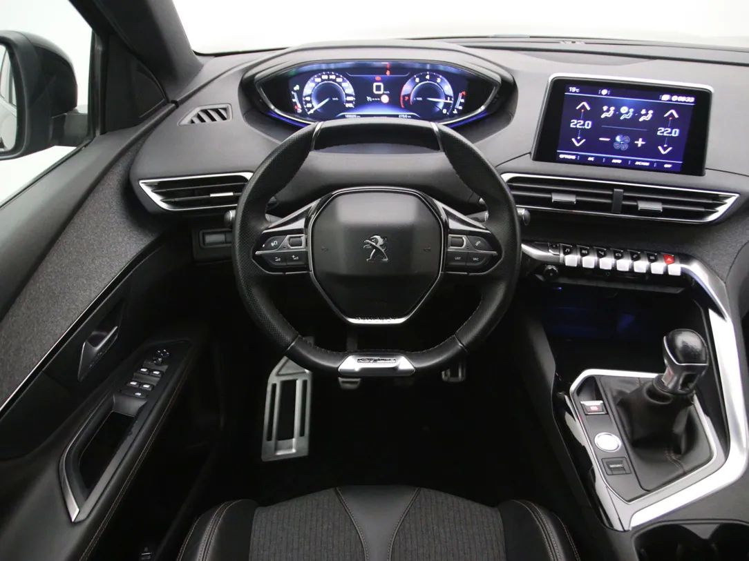 Peugeot 3008 | 16