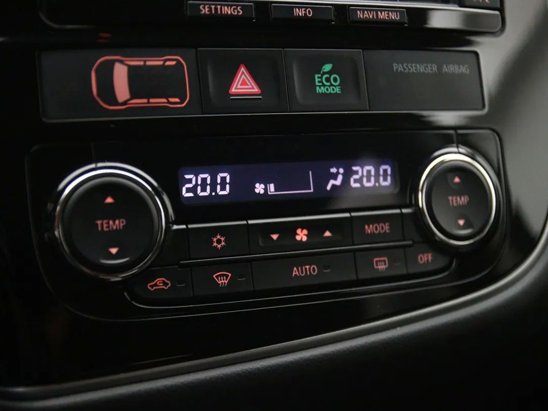 Mitsubishi Outlander | 19