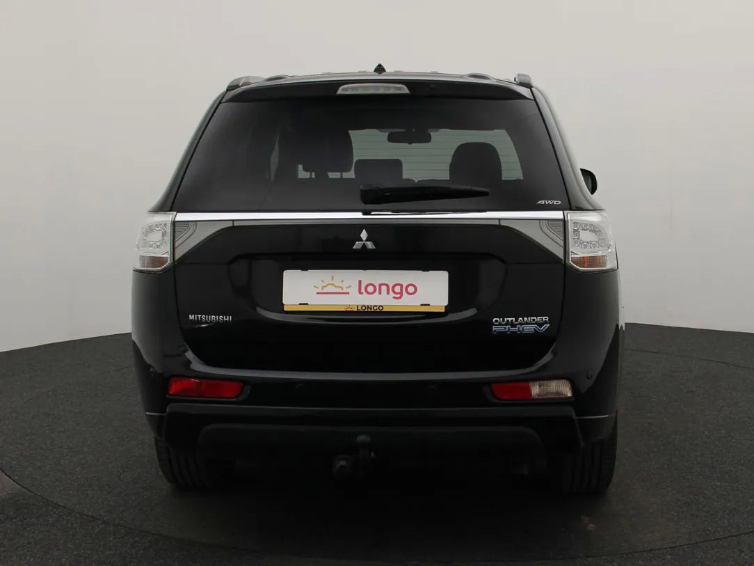 Mitsubishi Outlander | 4