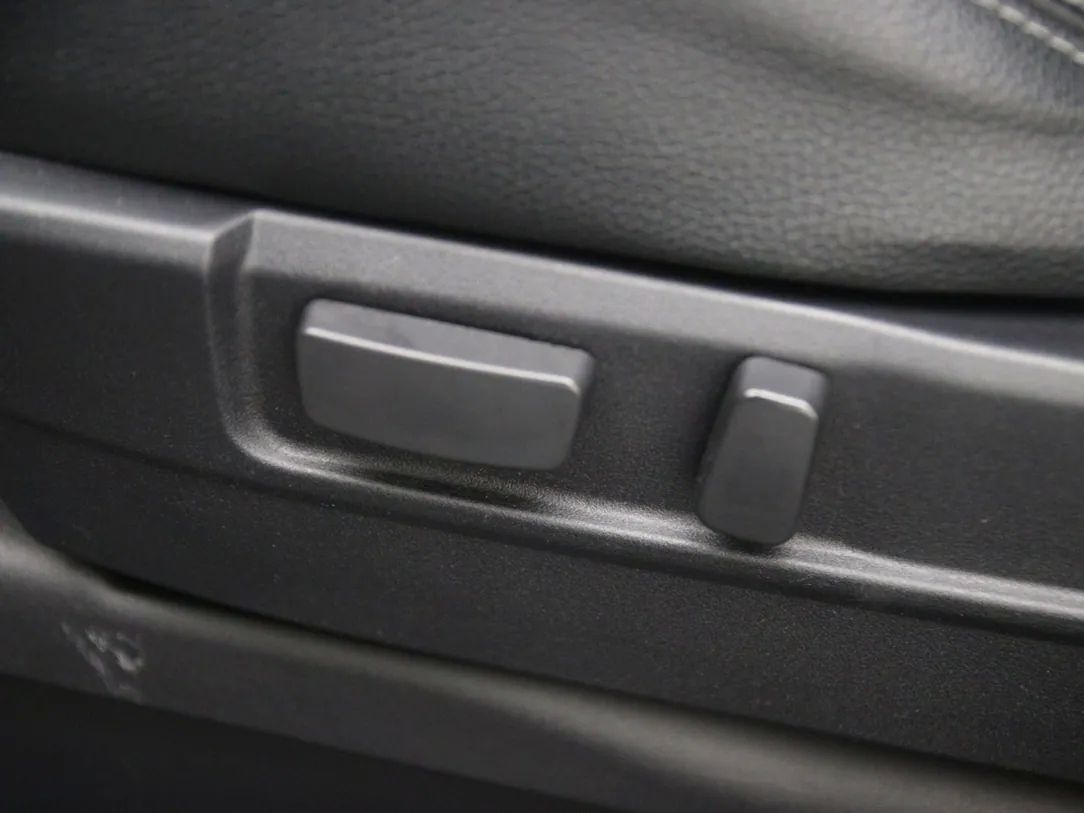 Mitsubishi Outlander | 32