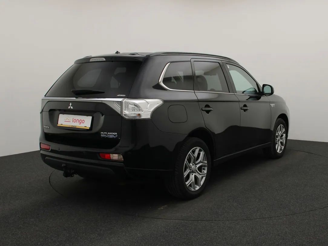 Mitsubishi Outlander | 7