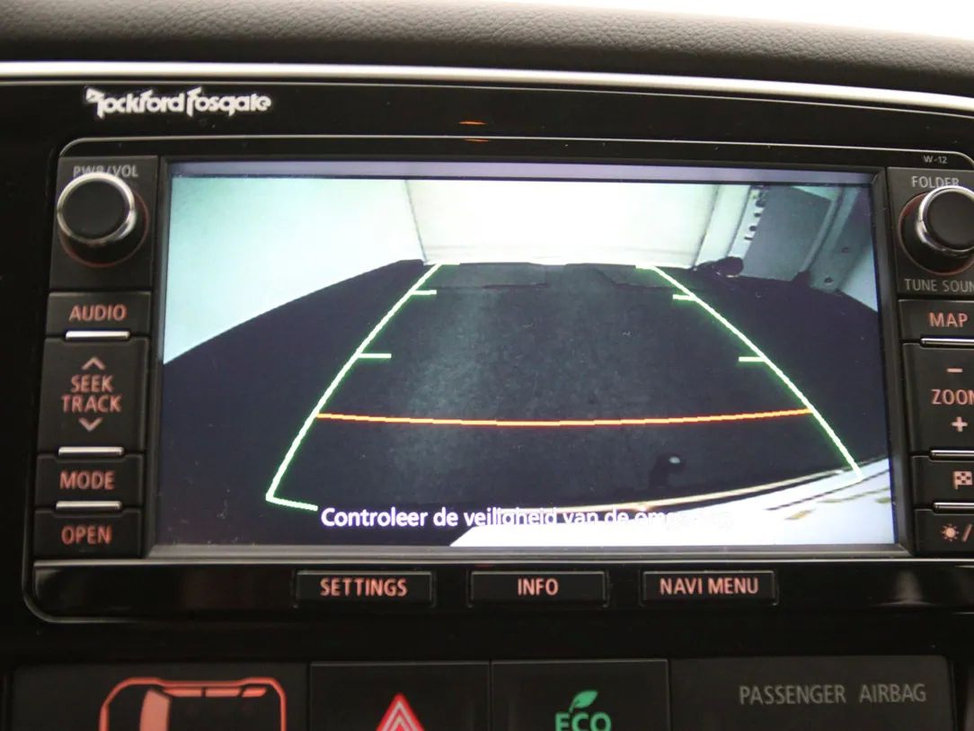 Mitsubishi Outlander | 24