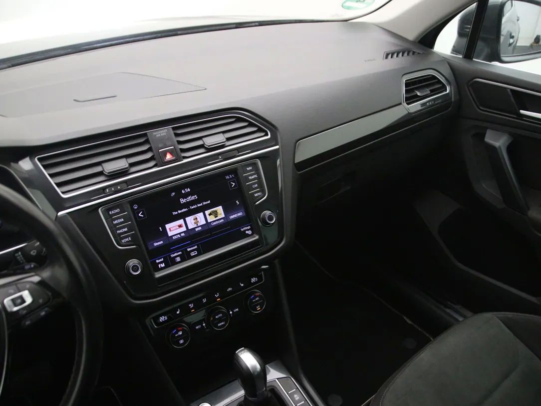 Volkswagen Tiguan | 19
