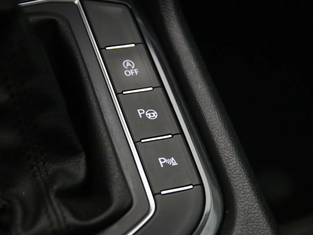 Volkswagen Tiguan | 28