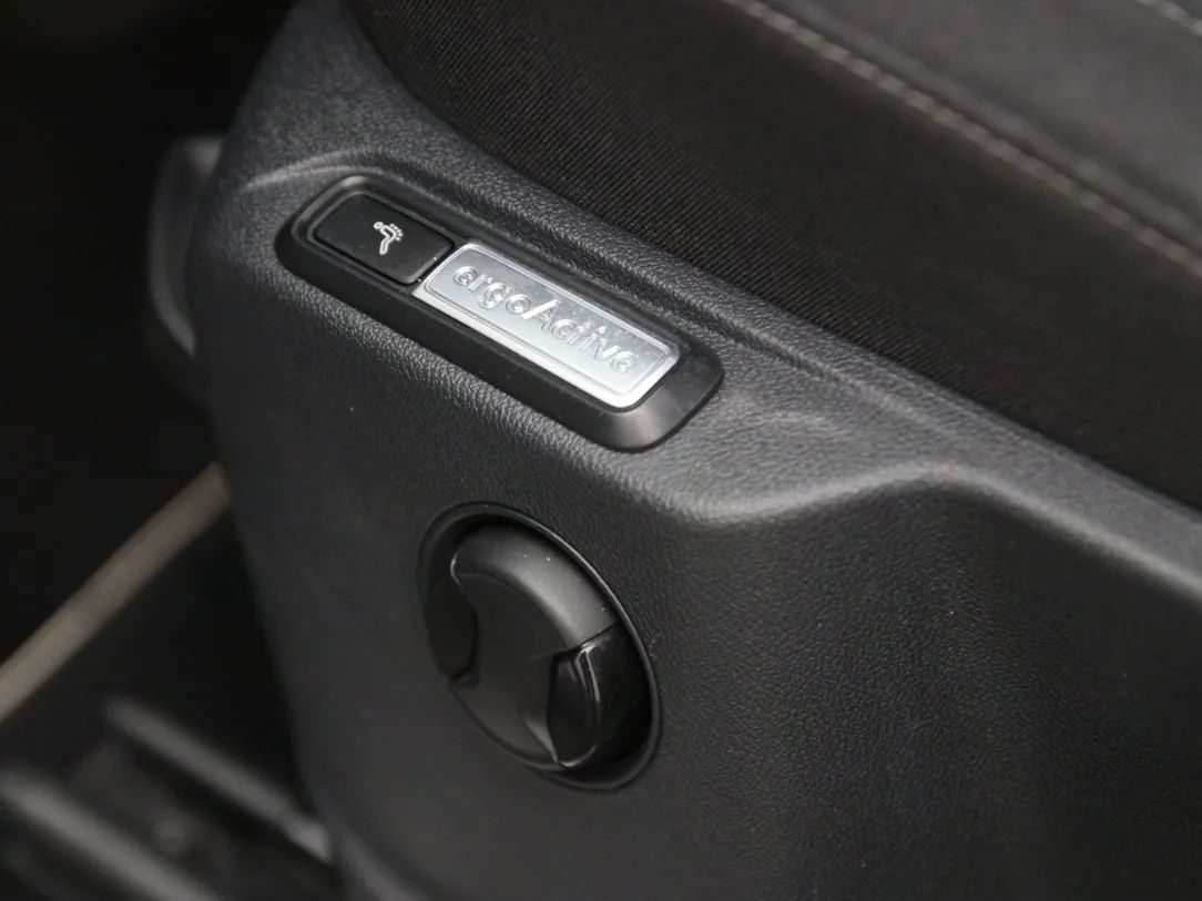 Volkswagen Tiguan | 33