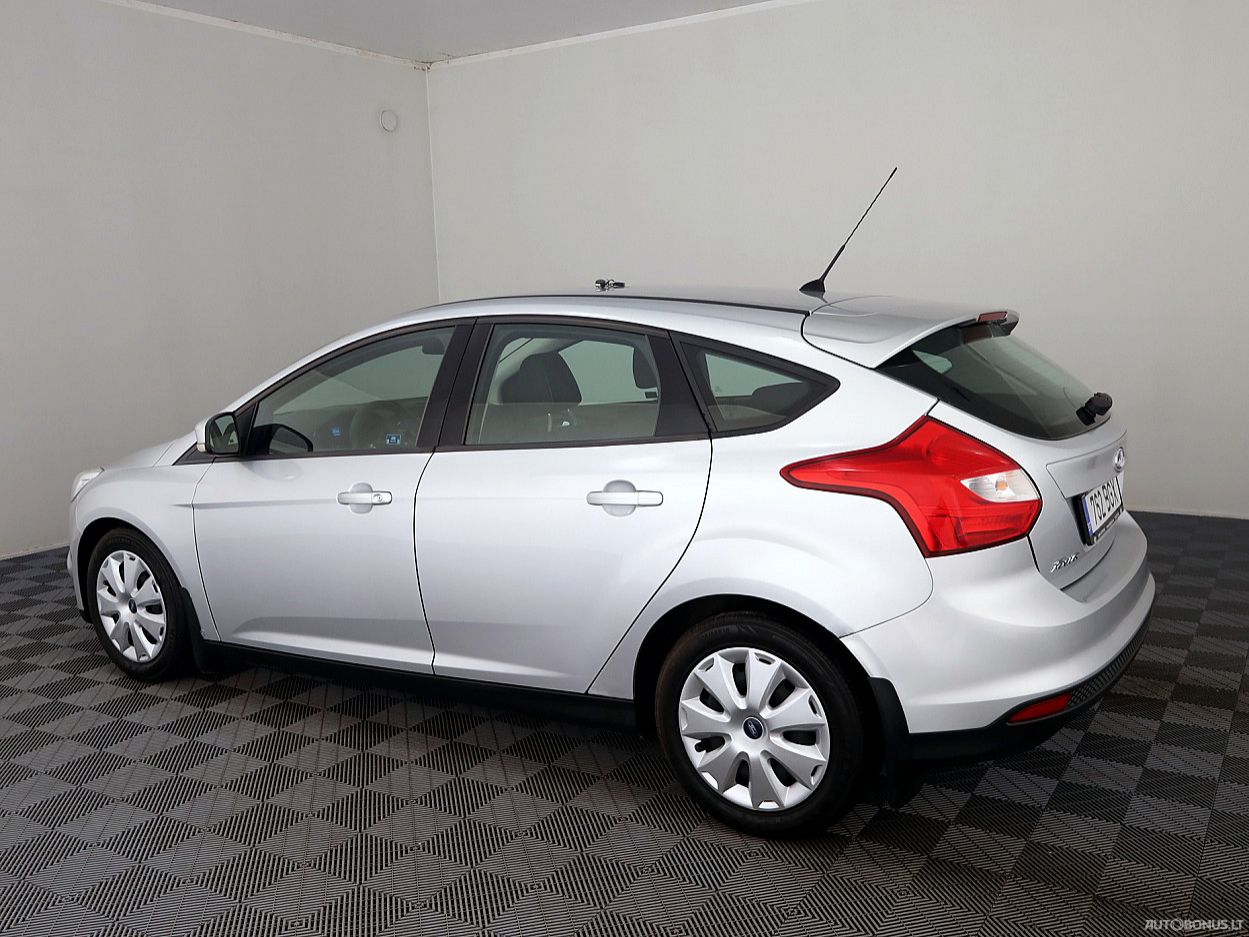 Ford Focus | 3