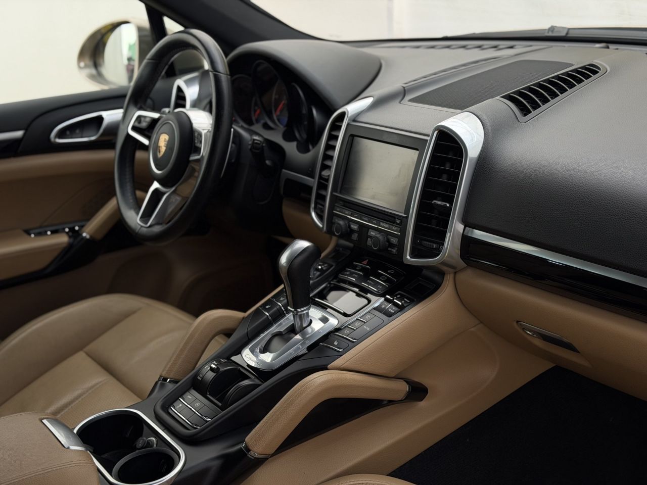 Porsche Cayenne | 12