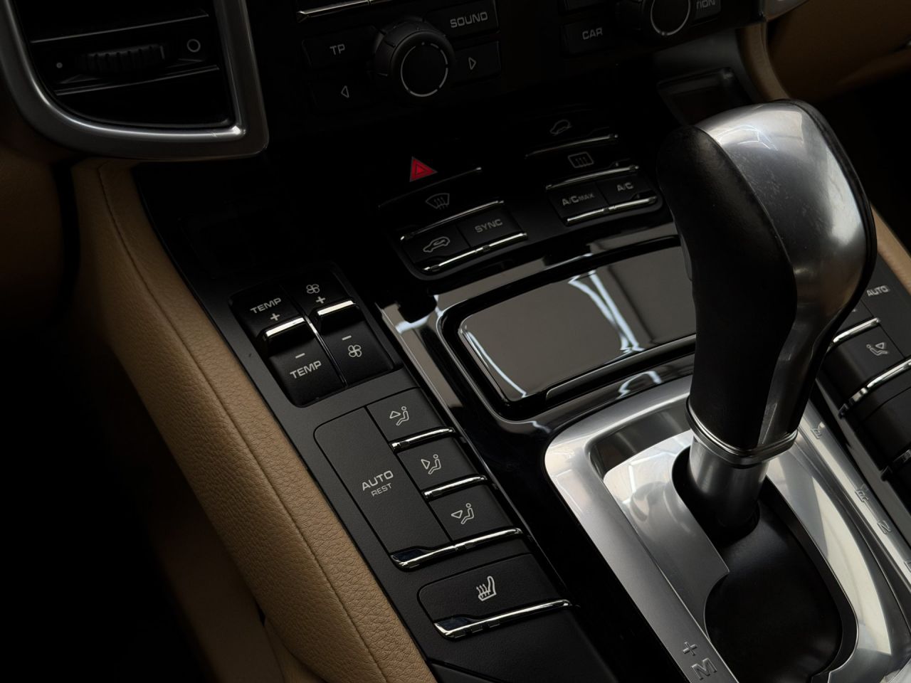 Porsche Cayenne | 18